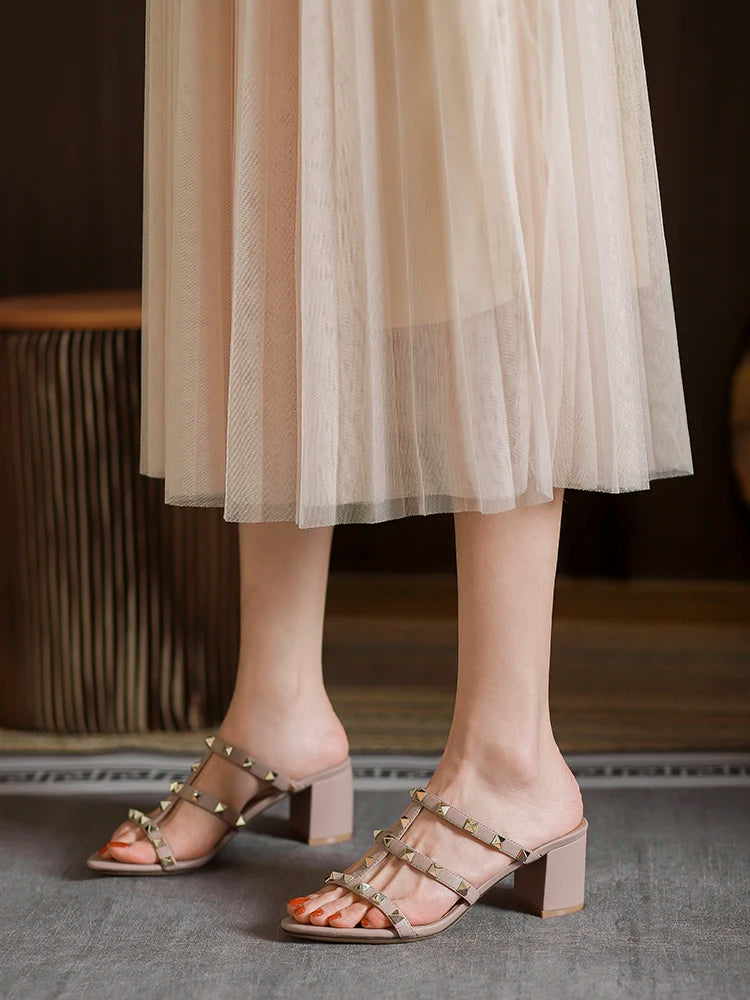 Chunky Leather Rivets High heels
