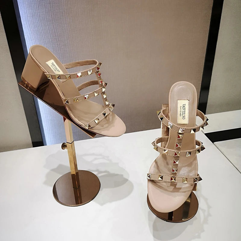 Chunky Leather Rivets High heels