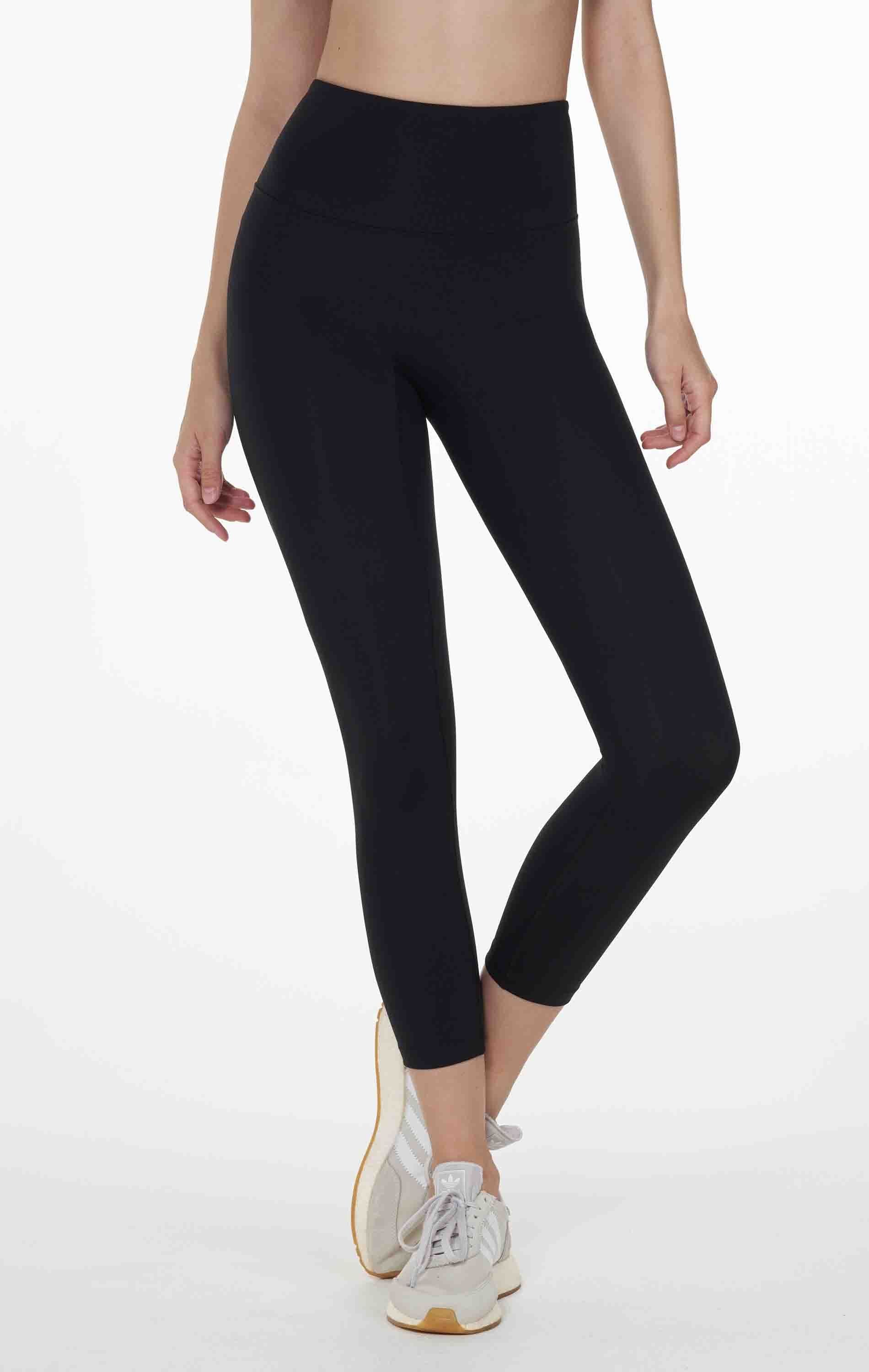 Hybrid Cloudlux Capri Legging 20